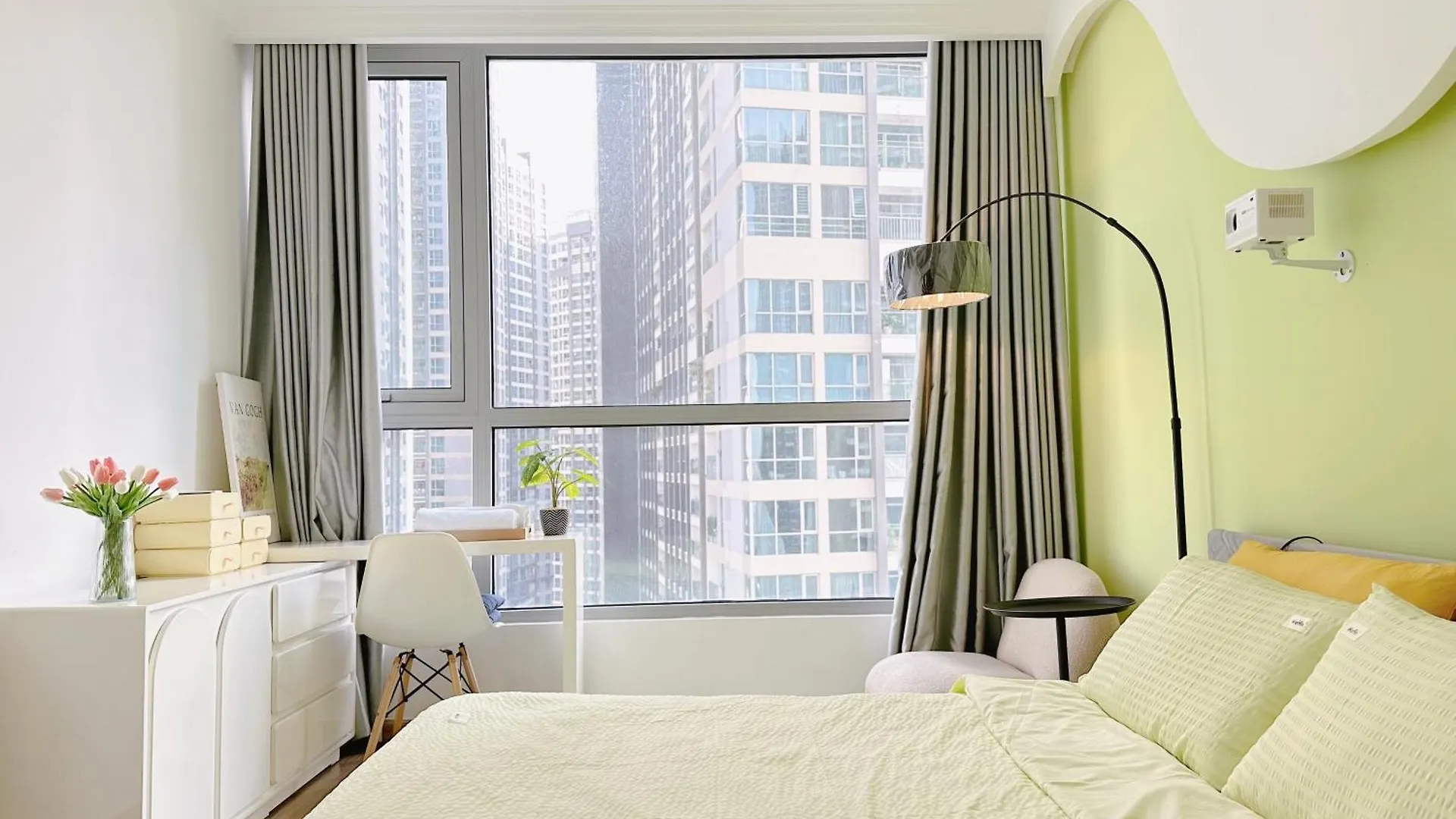 2Bedroom Landmark 1 Park-Pool-Gym-Can Ho Vinhomes 2Pn-2G Ho Şi Min Daire